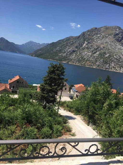 Apartment Terazza Di Ljuta Kotor Exterior foto